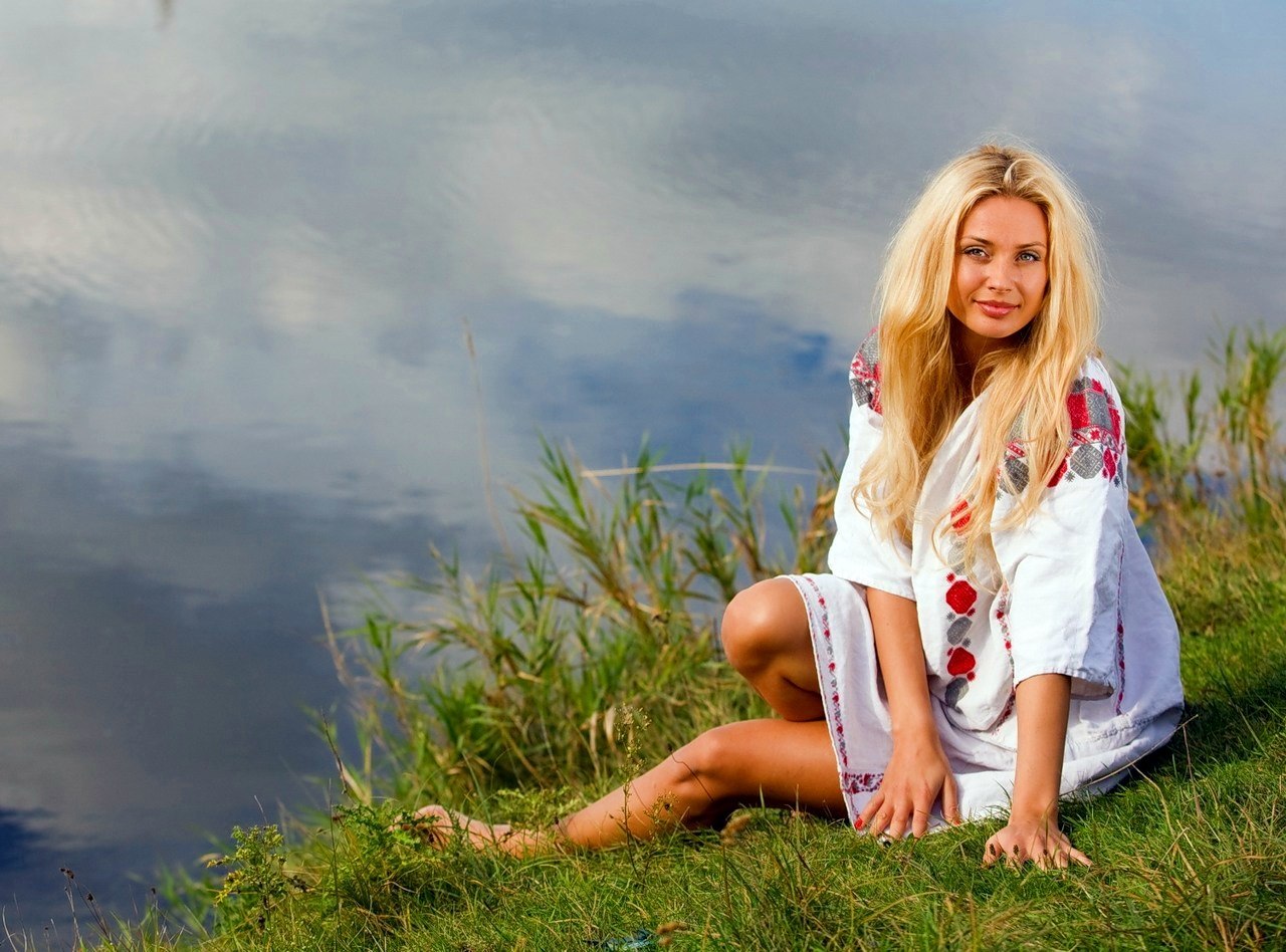 Sexy girl Slavic girls in Aligarh