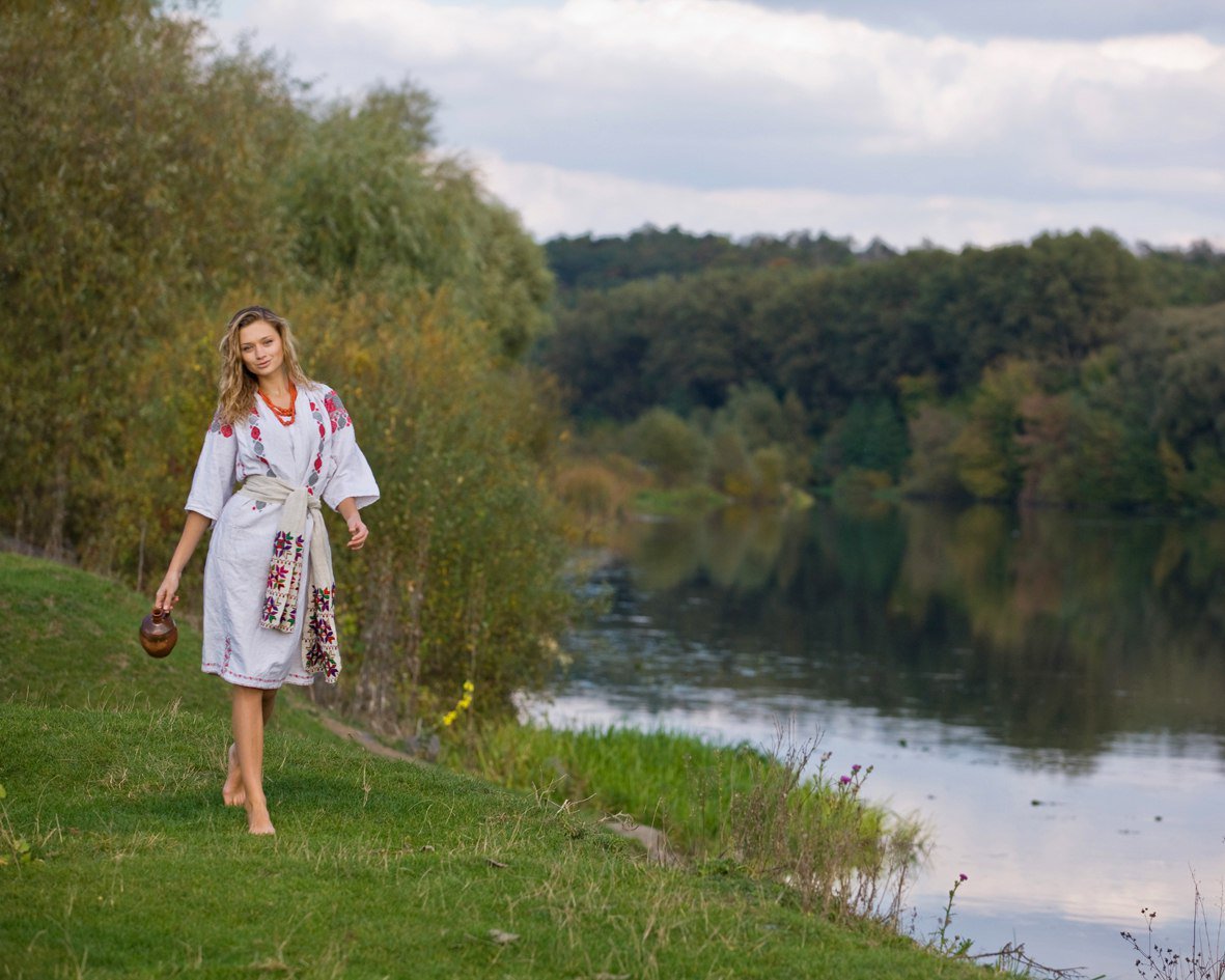 Nude girl Slavic women in Aligarh