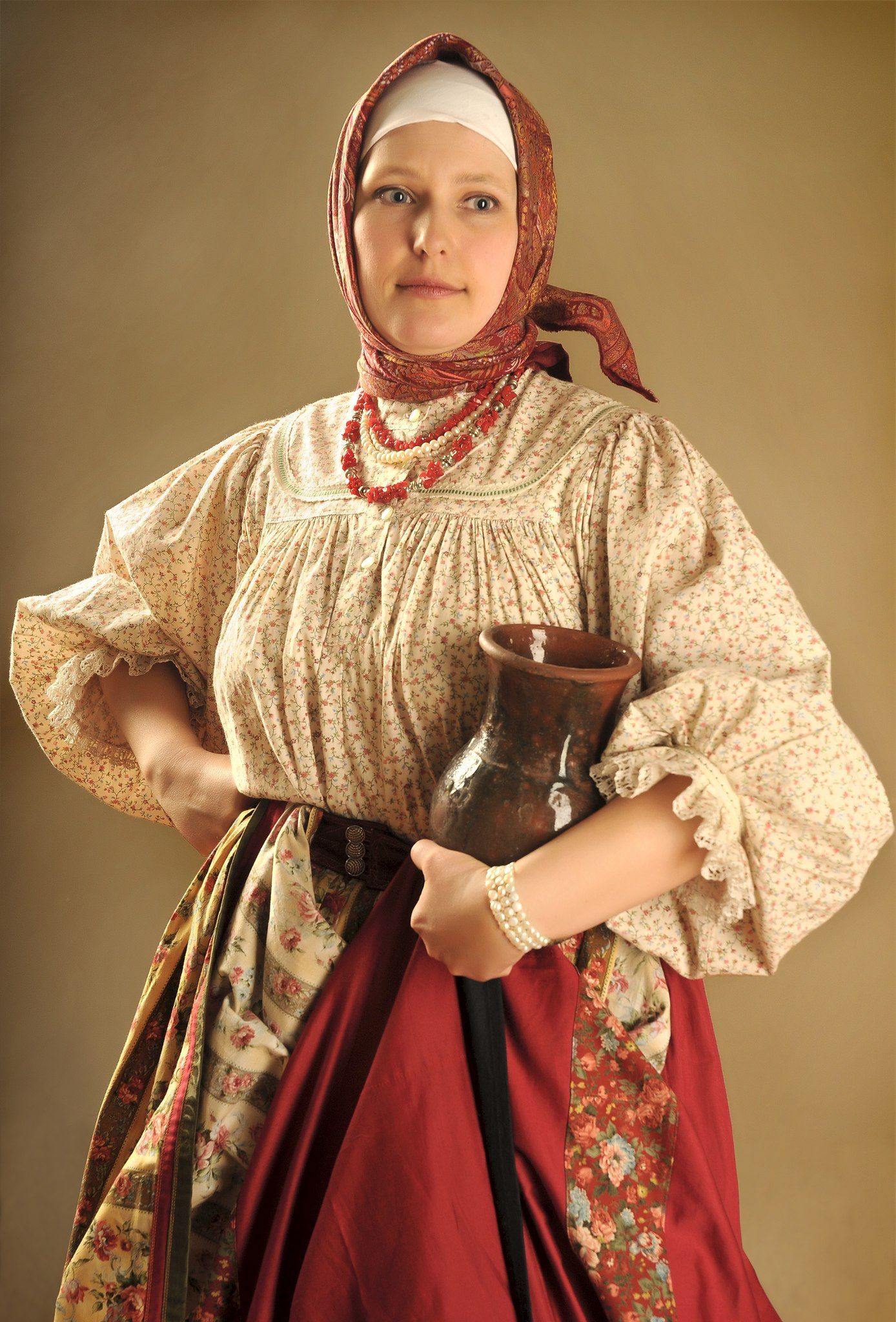 Girls in Slavic costumes in Aligarh